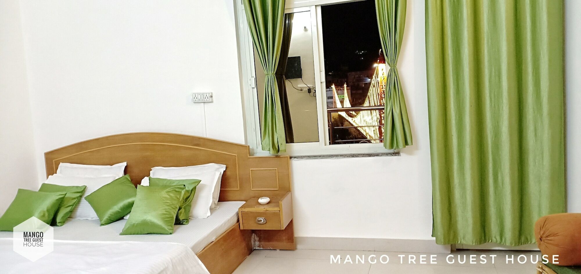 Mango Tree Guest House Risikés Kültér fotó